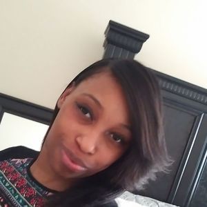 Meet your Posher, Darcia prettyface